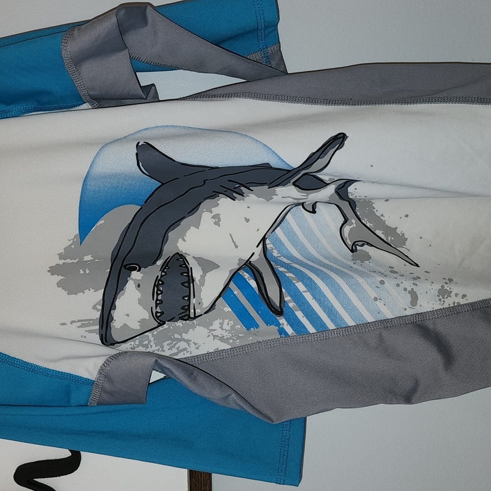 Kids Rashguard - Picture 2 of 4